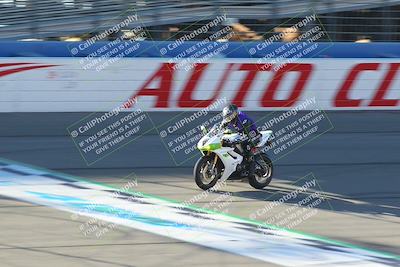 media/Nov-26-2022-Fastrack Riders (Sat) [[b001e85eef]]/Level 1/Session 1 Front Straight/